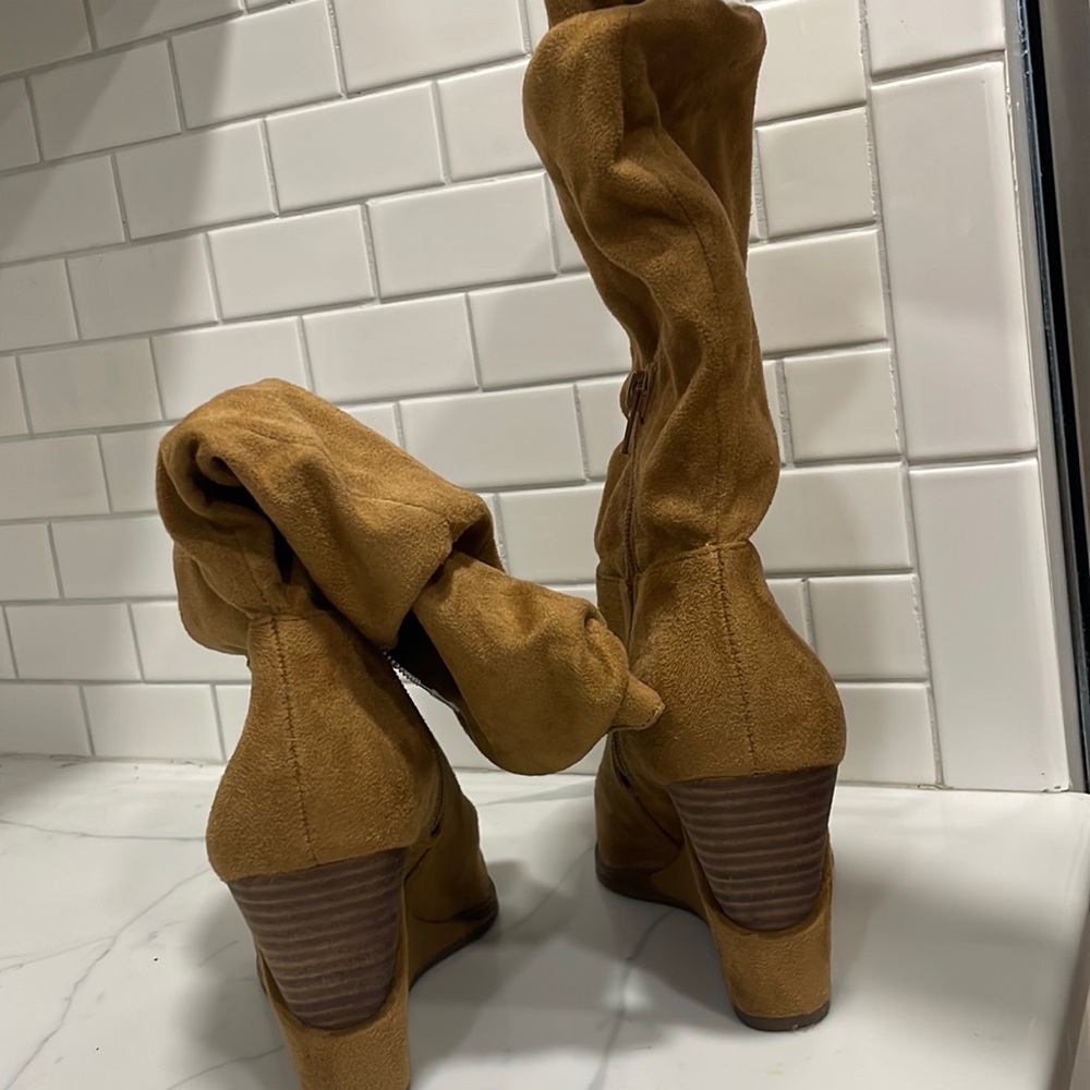 Jessica Simpson womens tall suede boots  size 8